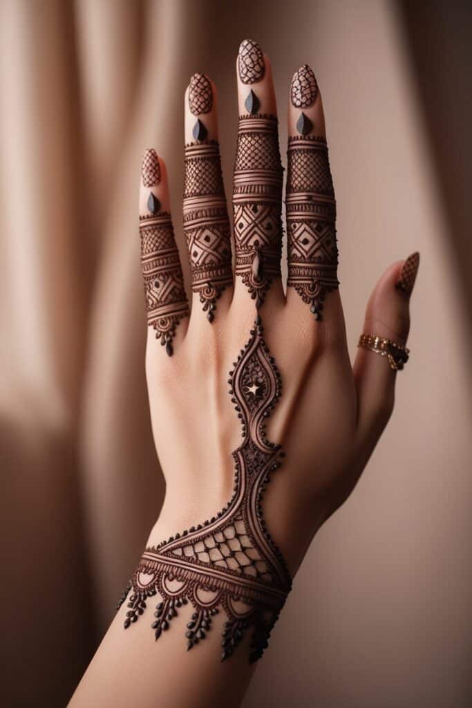 arabic mehendi with motifs